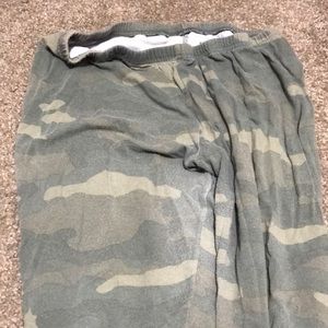 Camo leggings